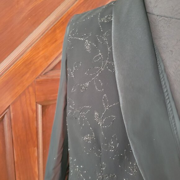 Another Thyme Vintage Black Chiffon Embroidered Wrap Blouse With Satin Collar & - Picture 3 of 7